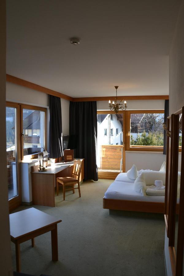 Hotel Alpina nature-wellness Wenns Esterno foto